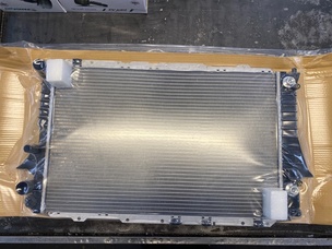 Радиатор двс для Audi A6