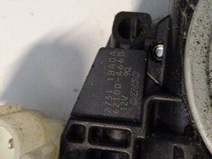 Стеклоподъемник для Nissan X Trail