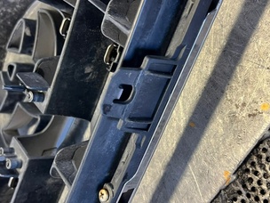 Решетка радиатора для Toyota Land Cruiser