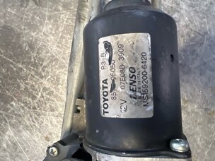 Трапеция дворников для Toyota Avensis