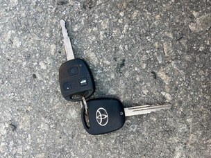 Замок зажигания для Toyota Avensis