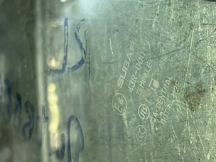 Форточка двери для Subaru Outback