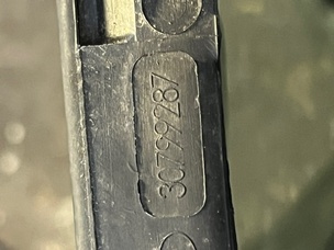 Форточка двери для Volvo Xc90